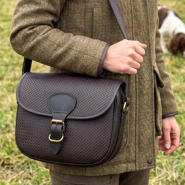 Oak Chequered Shotgun Cartridge Bag